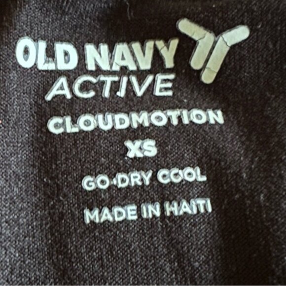 Old Navy Active Pullover Womens XS Black Cloudmotion Go-Dry Cool 1/4 Zip Stretch - Picture 8 of 10